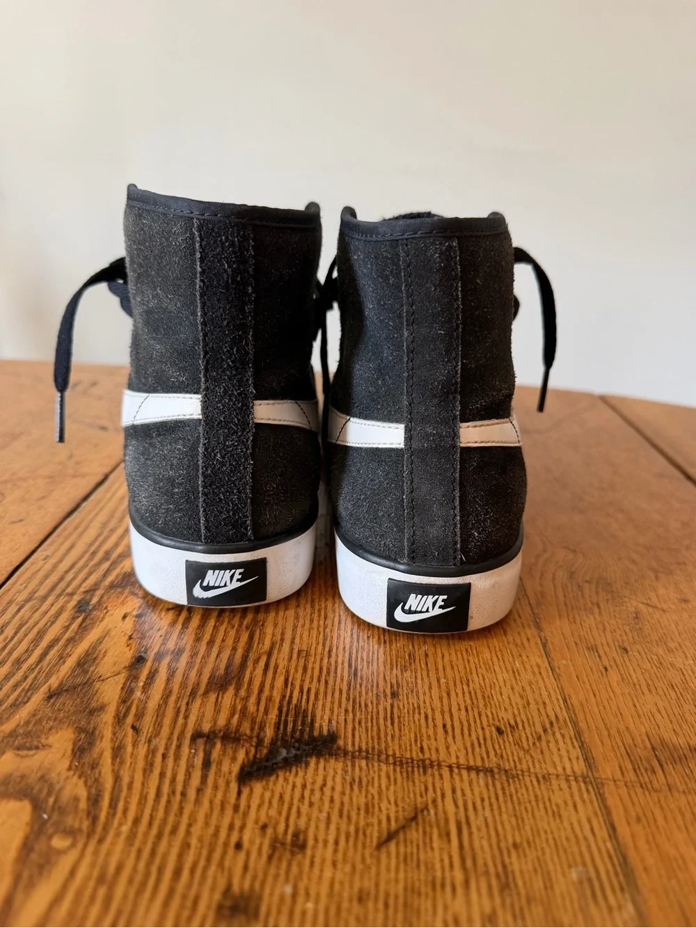 Nike women’s primo